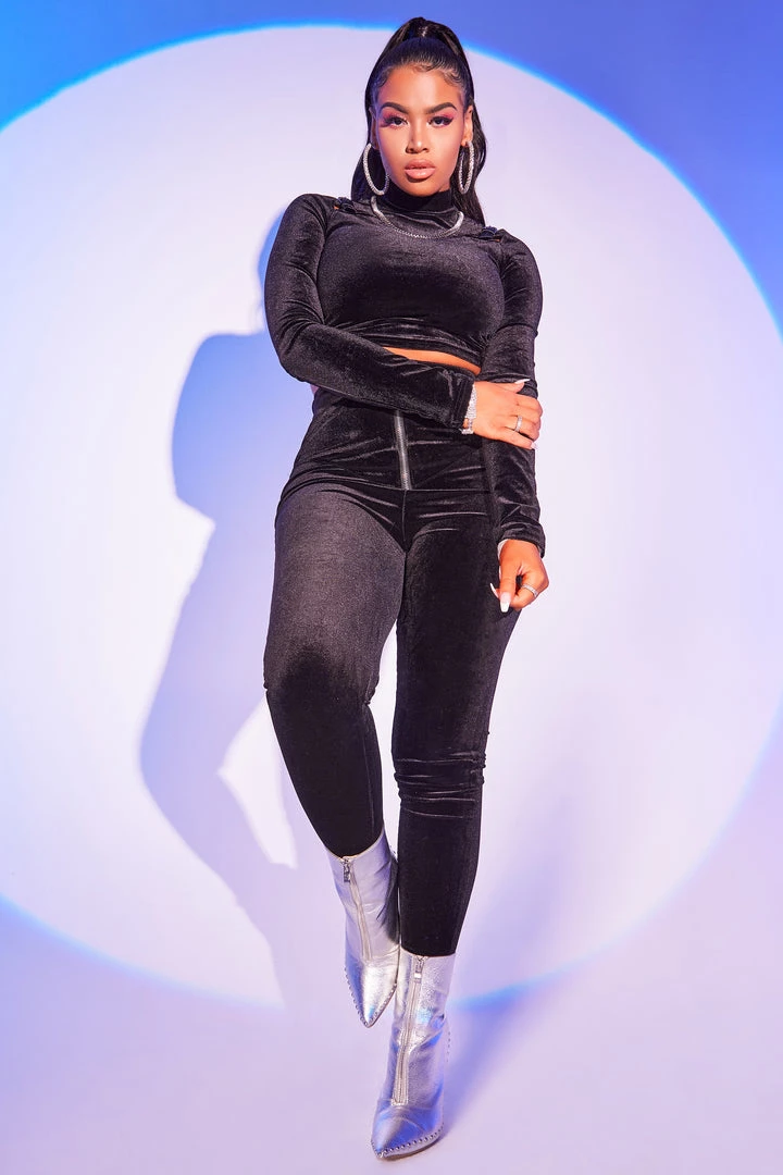 WOMENS DRESSES RYLEE VELVET SET-BLACK Best Seller 3 WOMENS DRESSES RYLEE VELVET SET-BLACK Best Seller