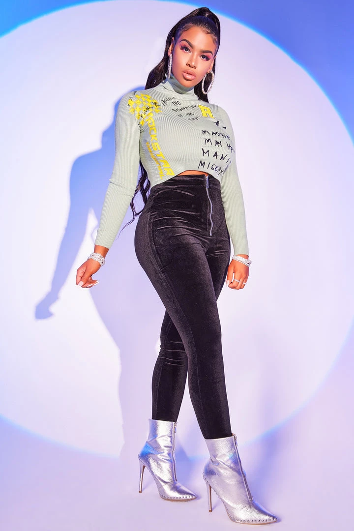 WOMENS HOODIES & SWEATSHIRTS BROOKLYN TURTLENECK-GREEN Best Seller 2 WOMENS HOODIES & SWEATSHIRTS BROOKLYN TURTLENECK-GREEN Best Seller