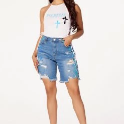 WOMENS SHORTS Carly Med. Wash Bermuda Short Best Seller