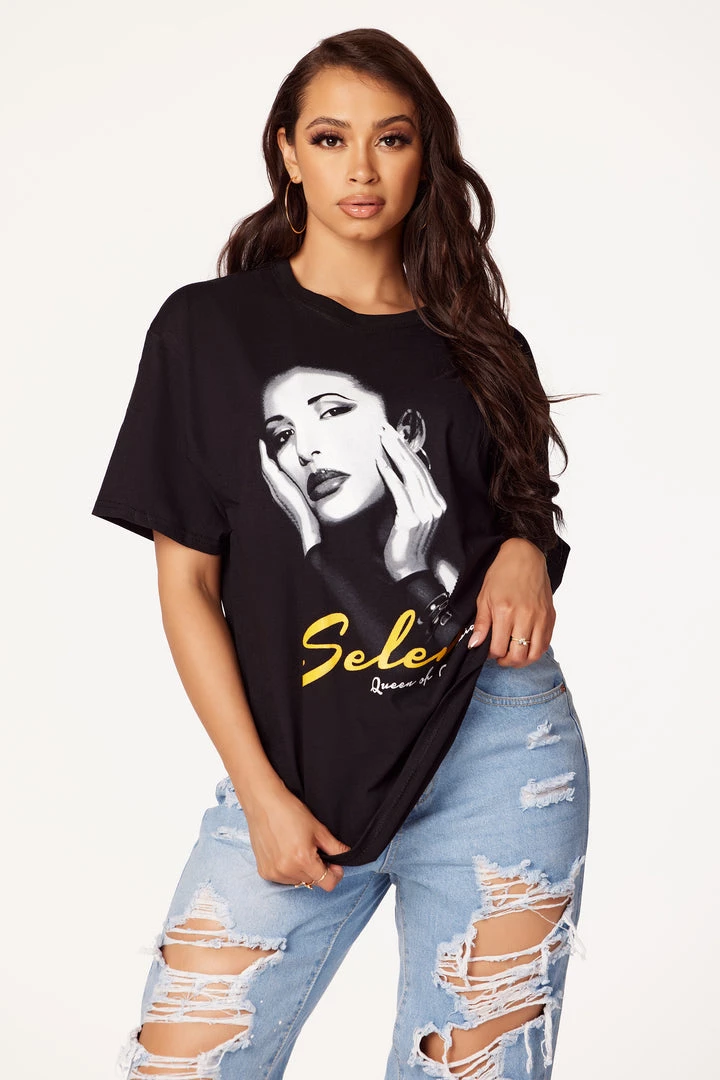WOMENS TEES All Hail The Queen Black Oversized Tee Best Seller 1 WOMENS TEES All Hail The Queen Black Oversized Tee Best Seller