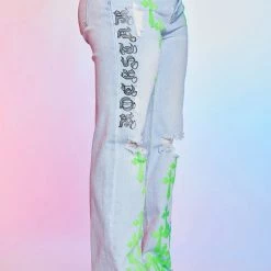 WOMENS JEANS KAZ DISTRESSED WIDE LEG JEAN-LIGHT WASH 13 WOMENS JEANS KAZ DISTRESSED WIDE LEG JEAN-LIGHT WASH